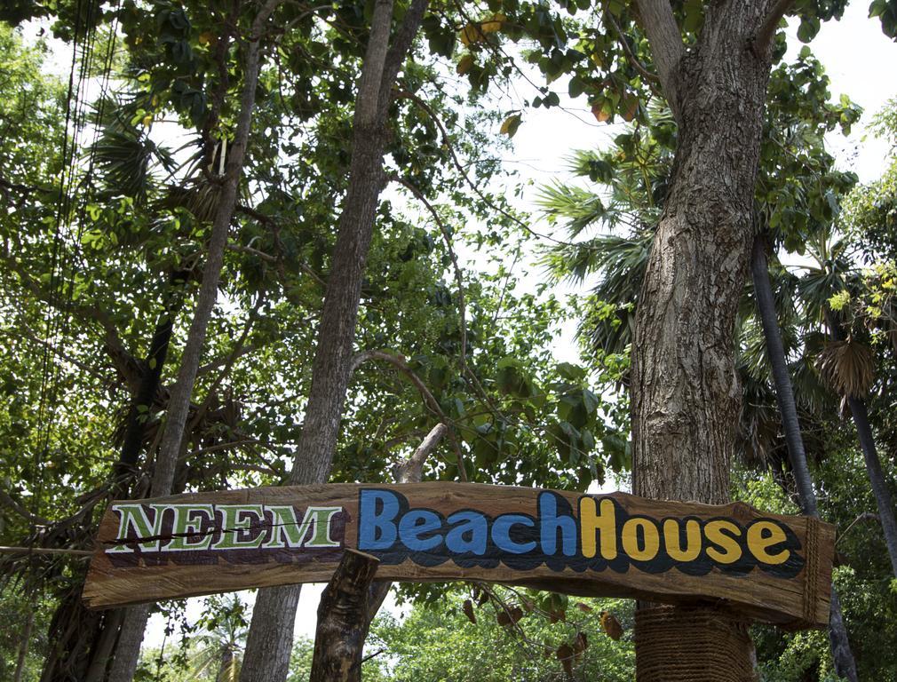 Neem Beach House Trincomalee Exteriör bild