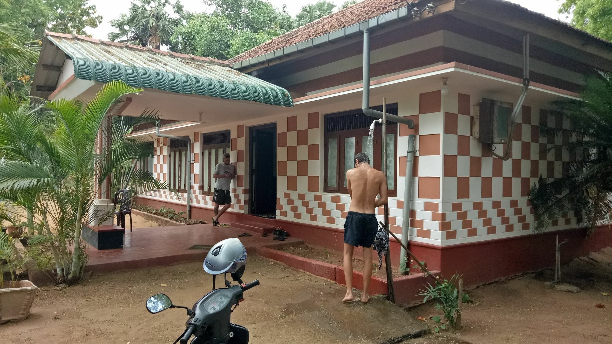 Neem Beach House Trincomalee Exteriör bild